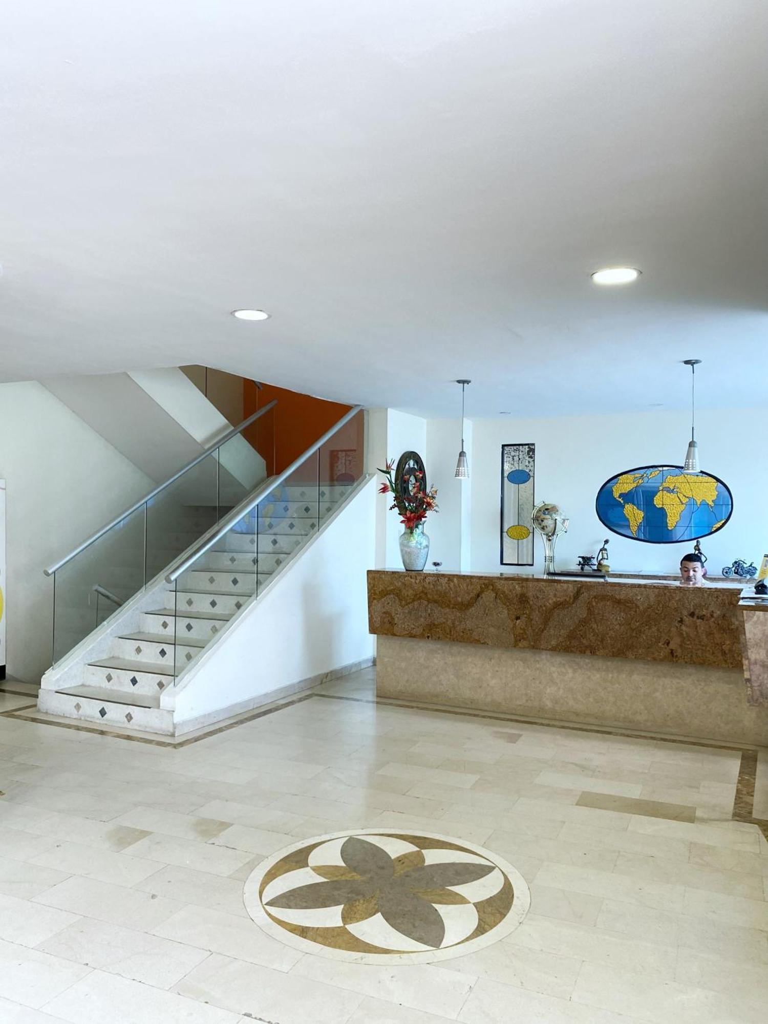 Hotel Continental Plaza Barranquilla Барранкілья Екстер'єр фото