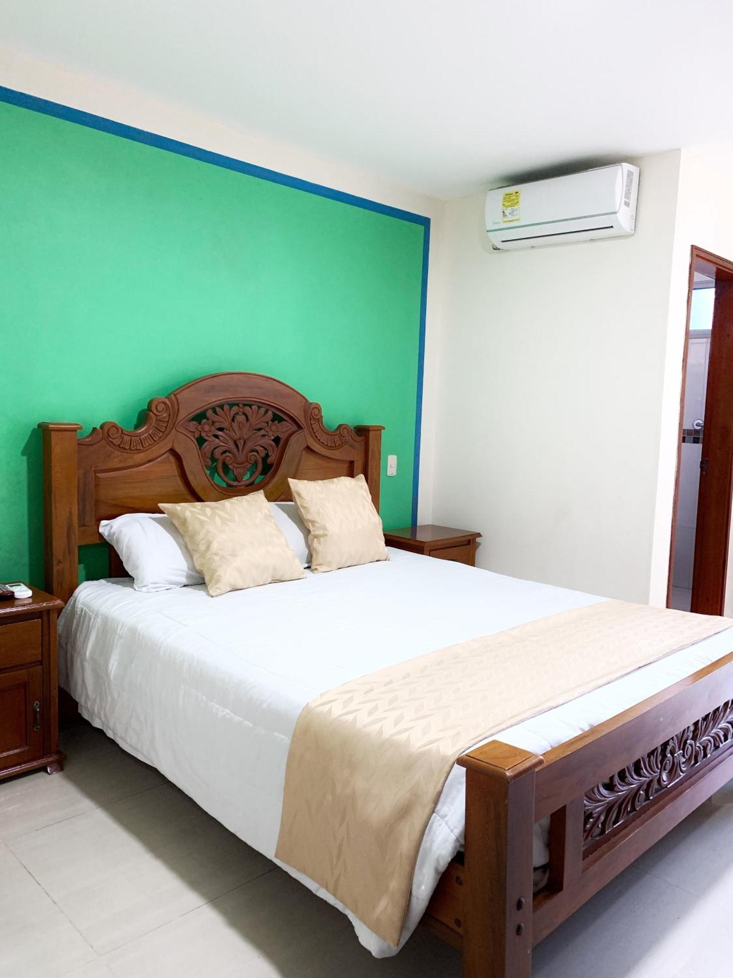 Hotel Continental Plaza Barranquilla Барранкілья Екстер'єр фото