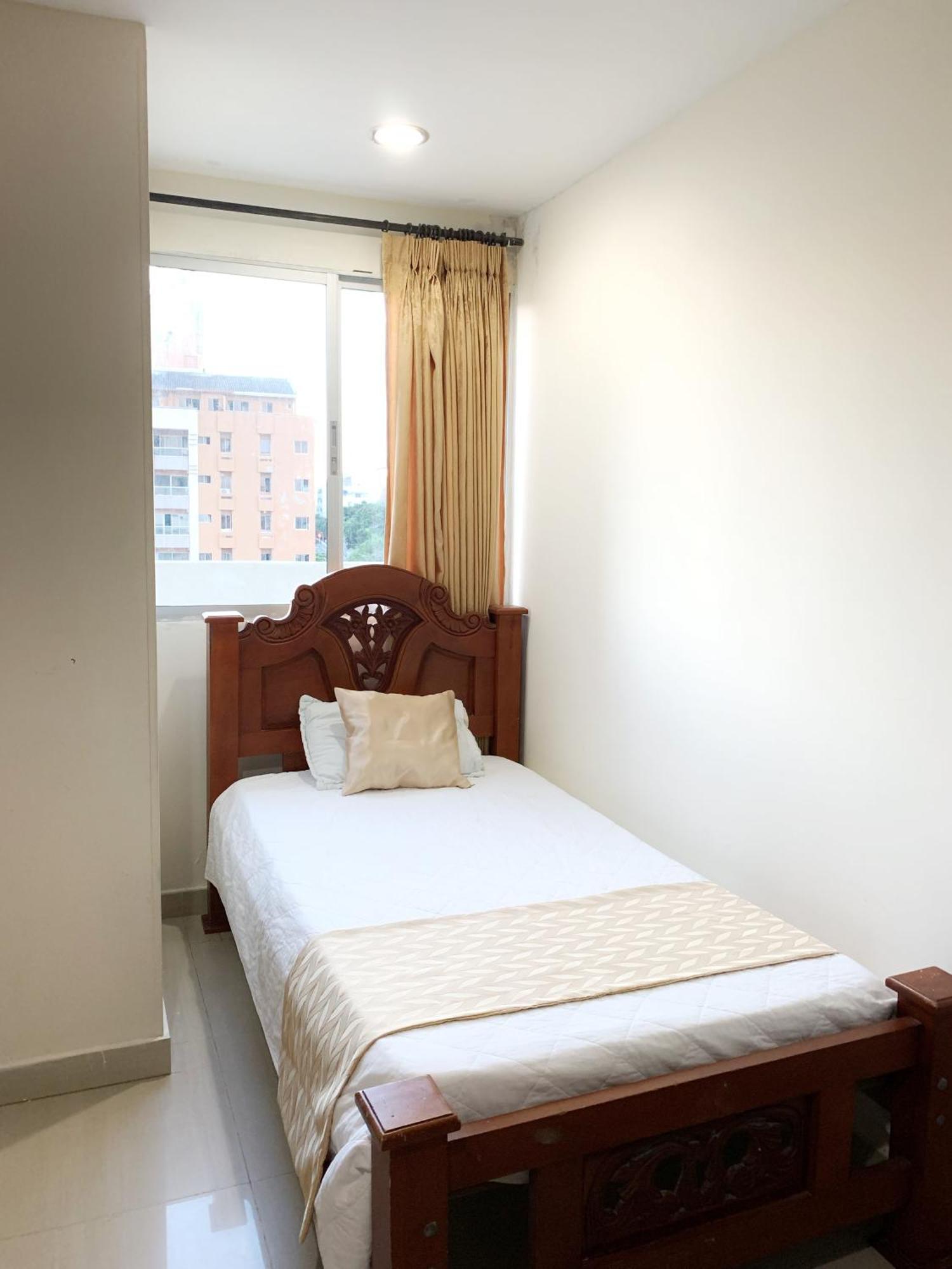Hotel Continental Plaza Barranquilla Барранкілья Номер фото